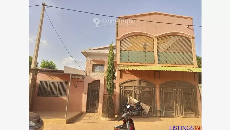 Location villa duplex 08 pièces - Ouagadougou